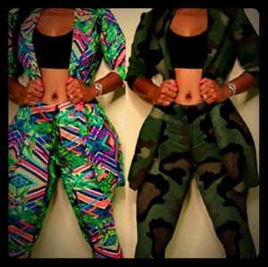 2 piece matching Set....ONLY THE BLUE TRI COLORED IS AVAILABLE